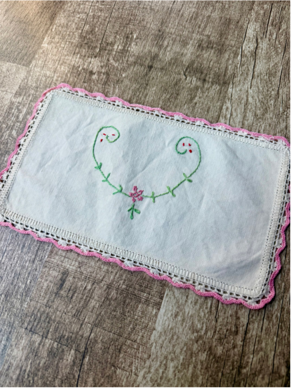 Vintage Hand Embroidered Floral Heart Placemat Pink Crocheted Edging Mat